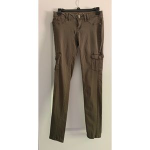 forest green skinny jeans! size 3 (fits 2 best)